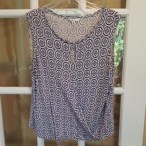 CAbi Blue and White Geometric Faux-Wrap Sleeveless Top Size: M